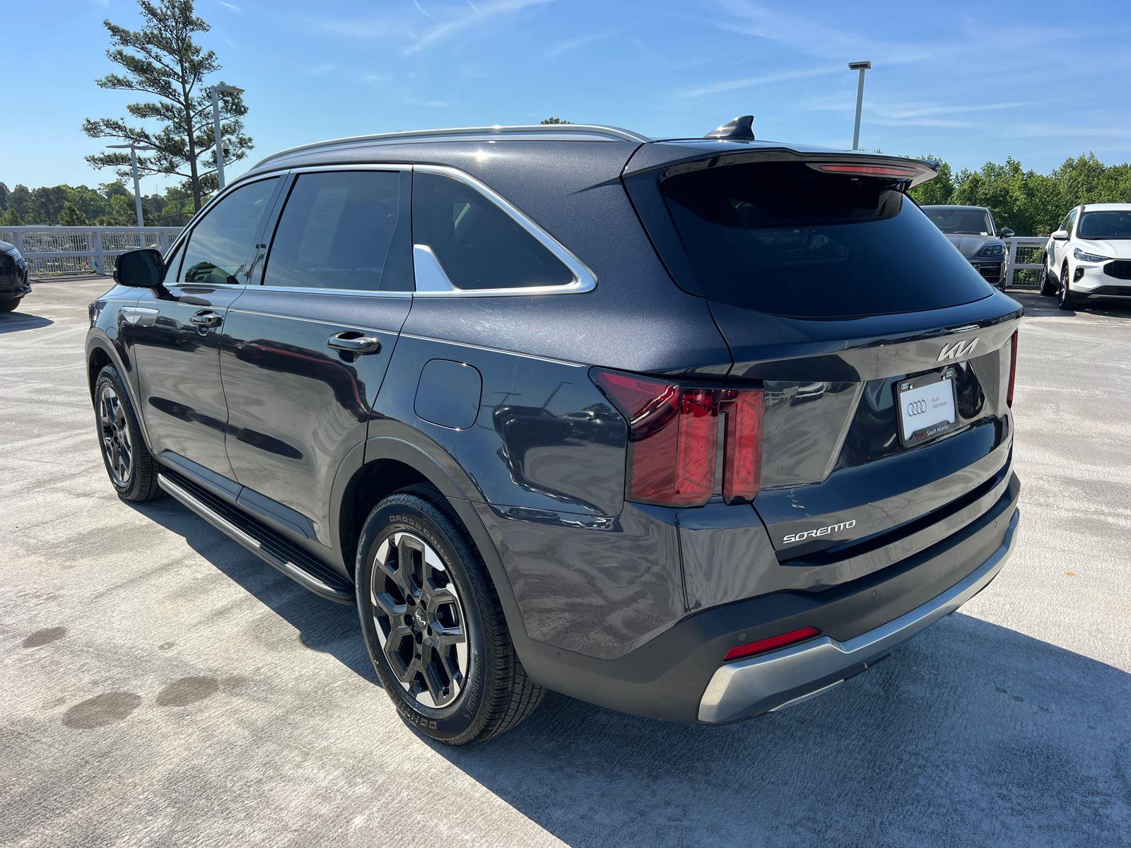 Used 2025 Kia Sorento SUV