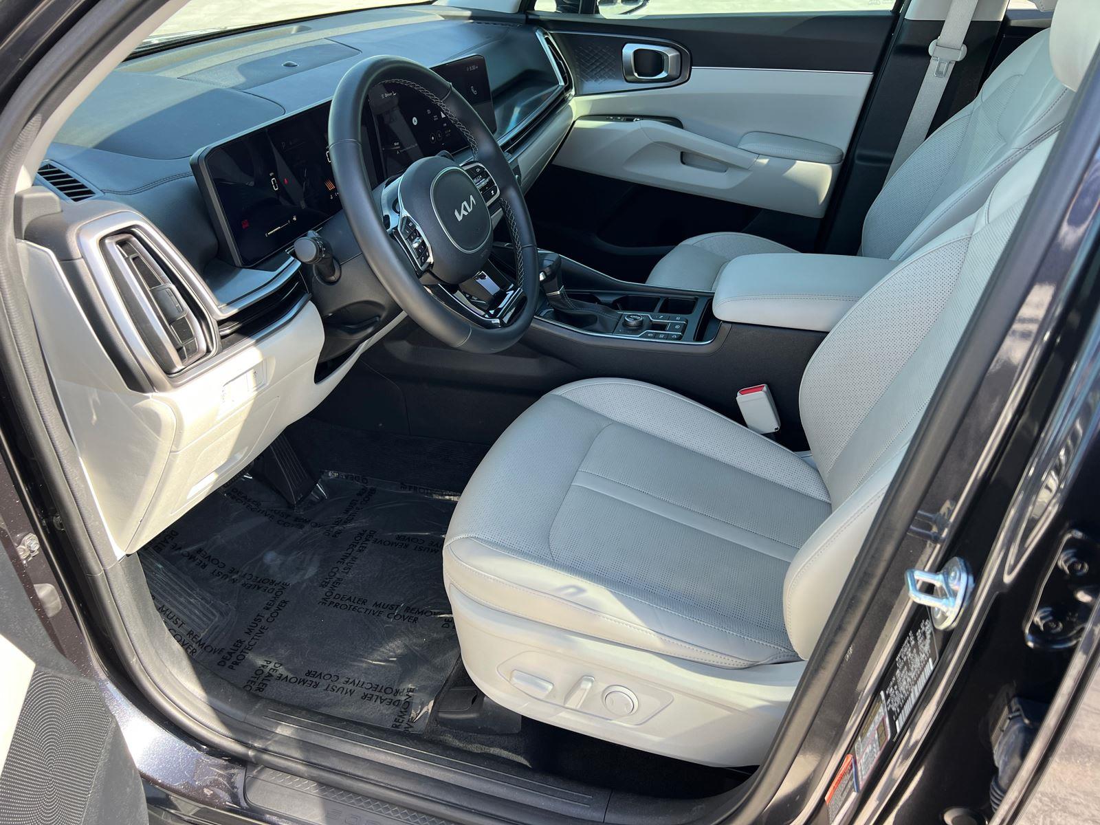 Used 2025 Kia Sorento SUV