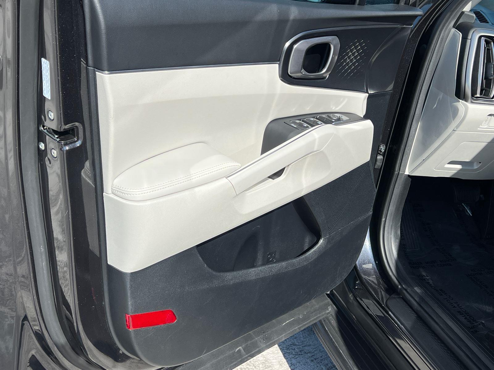 Used 2025 Kia Sorento SUV