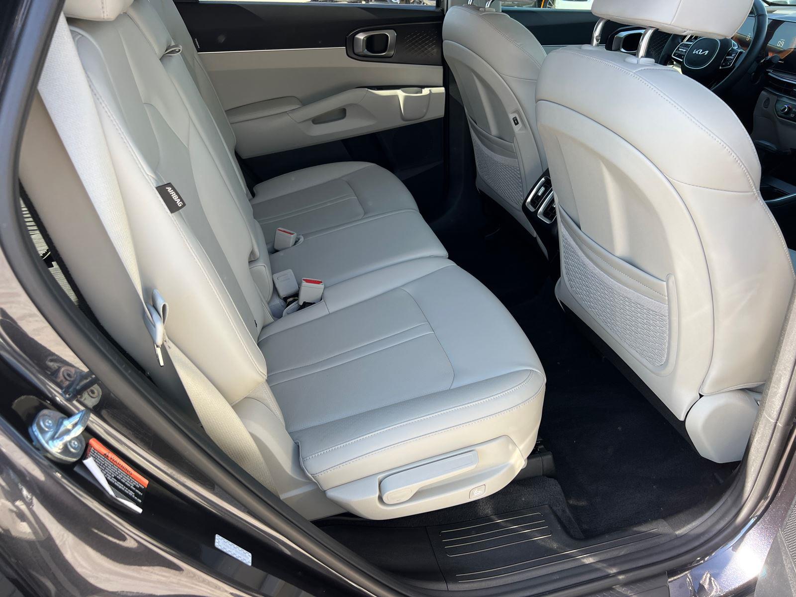 Used 2025 Kia Sorento SUV