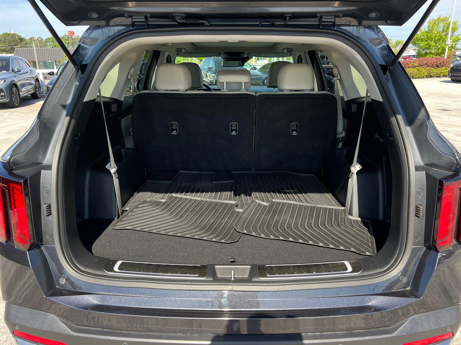 Used 2025 Kia Sorento SUV