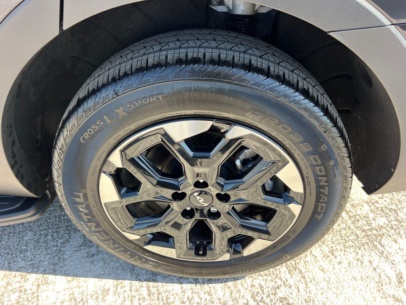 Used 2025 Kia Sorento SUV