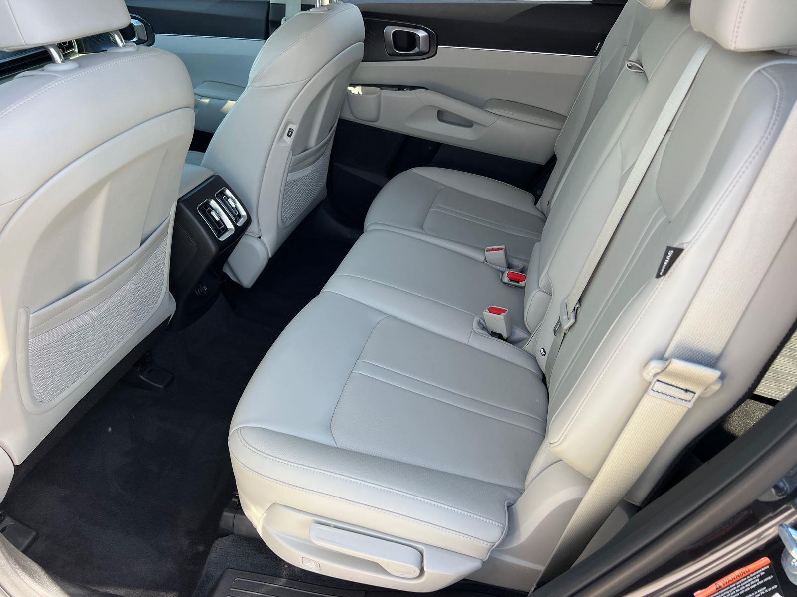 Used 2025 Kia Sorento SUV