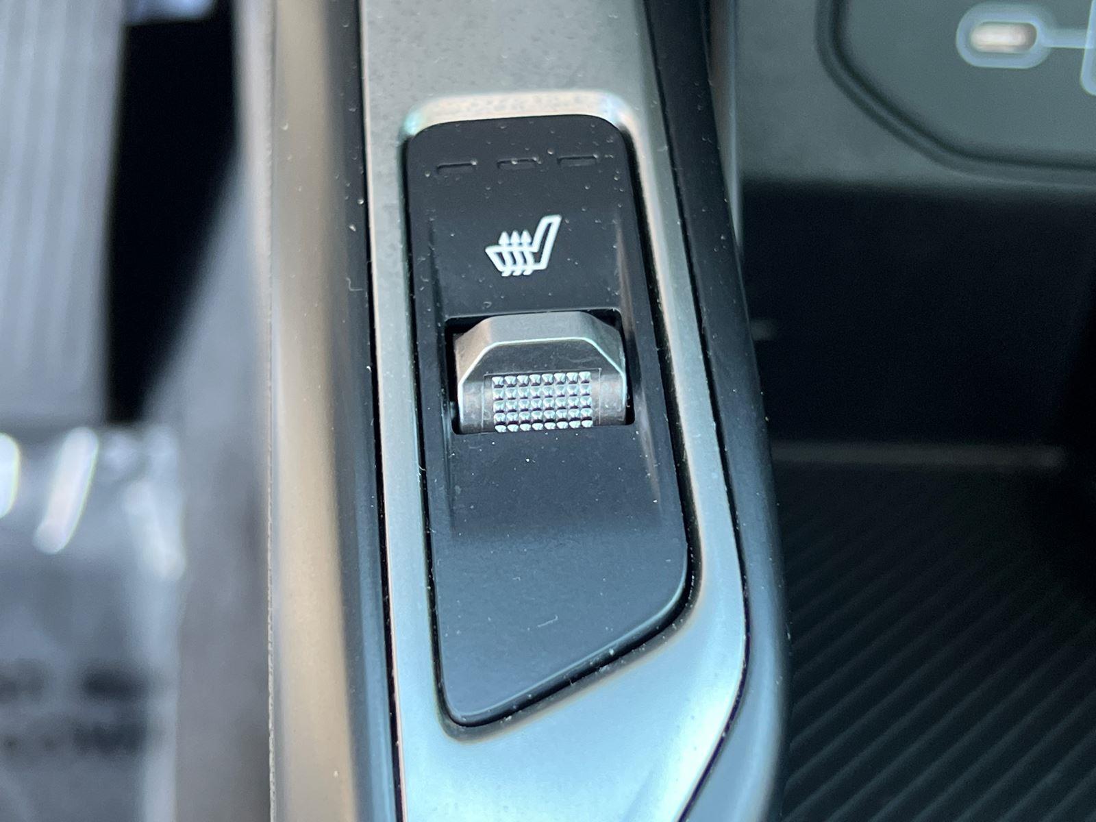 Used 2025 Kia Sorento SUV