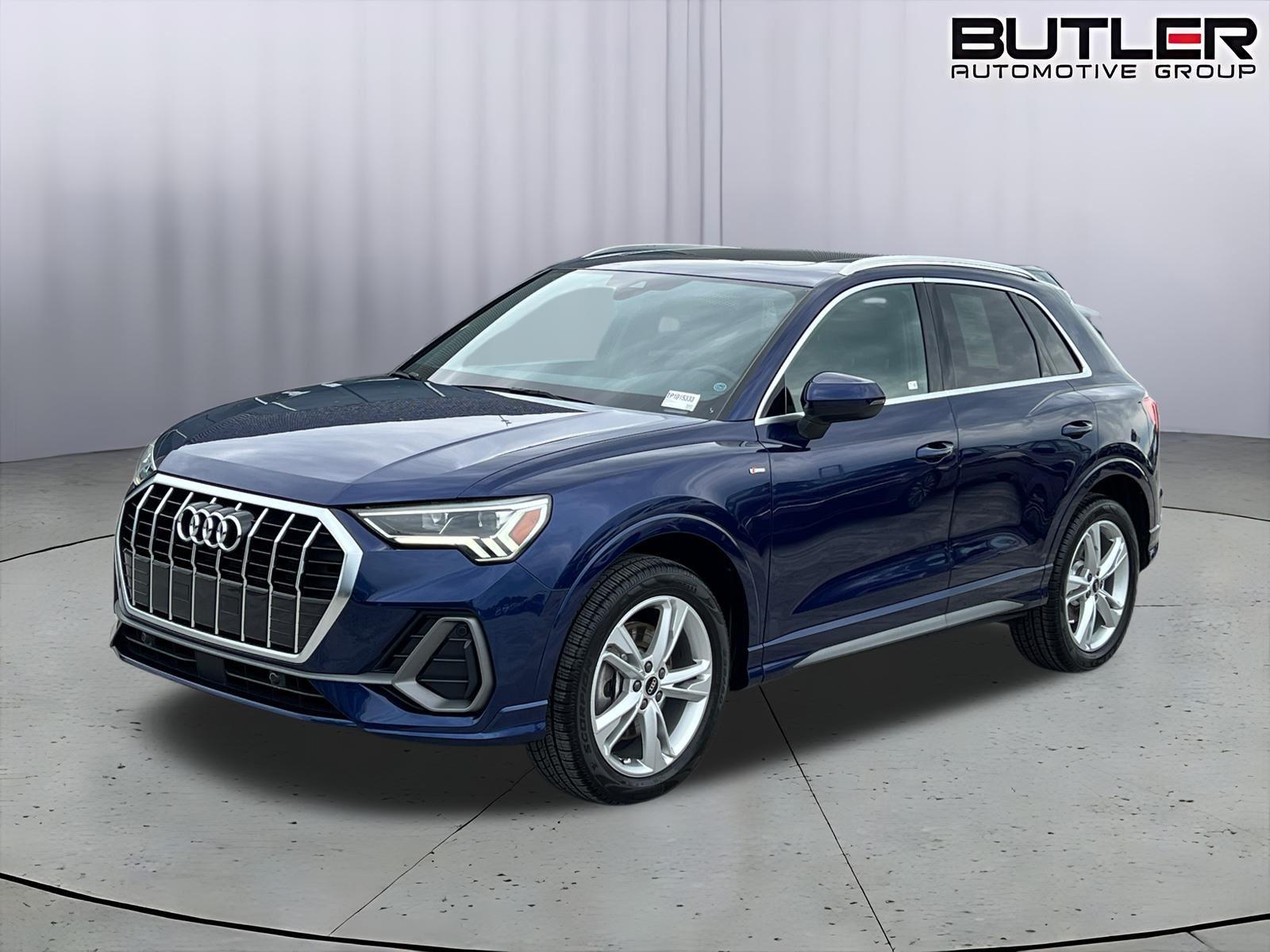 Navarra Blue Metallic 2023 Audi Q3 SUV / Crossover All-Wheel Drive Automatic