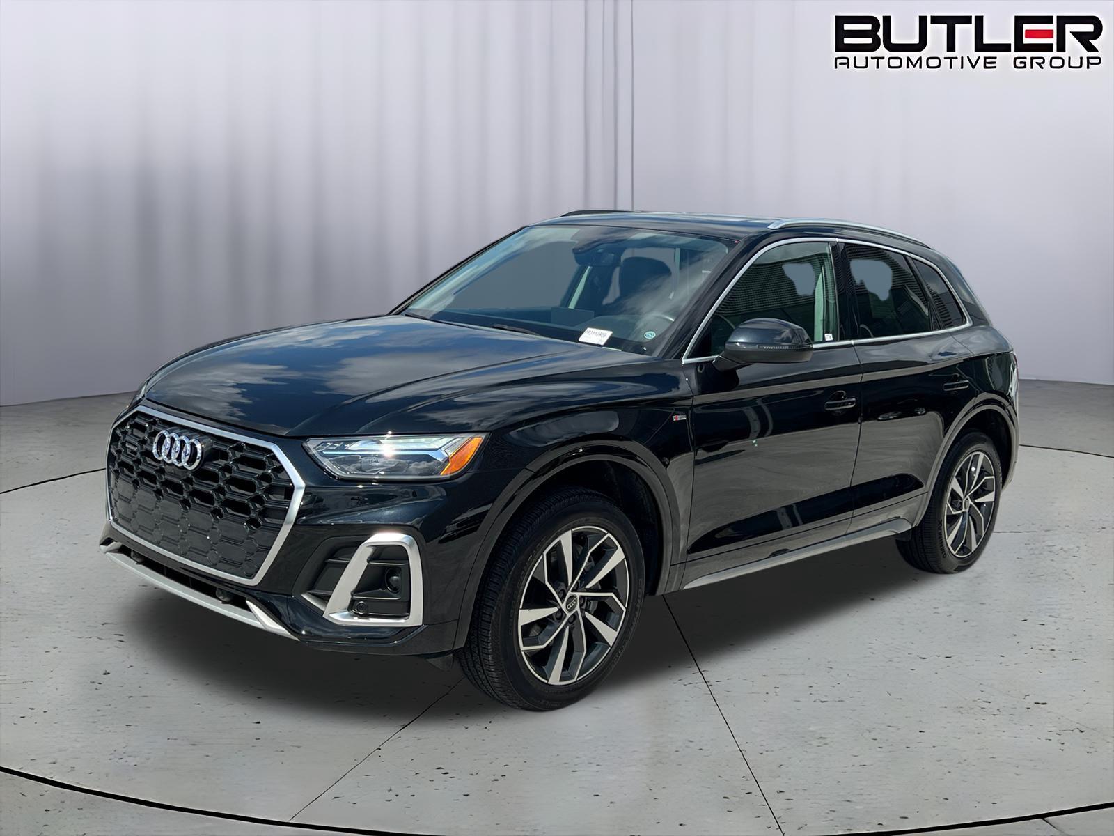 Mythos Black Metallic 2023 Audi Q5 SUV / Crossover All-Wheel Drive Automatic