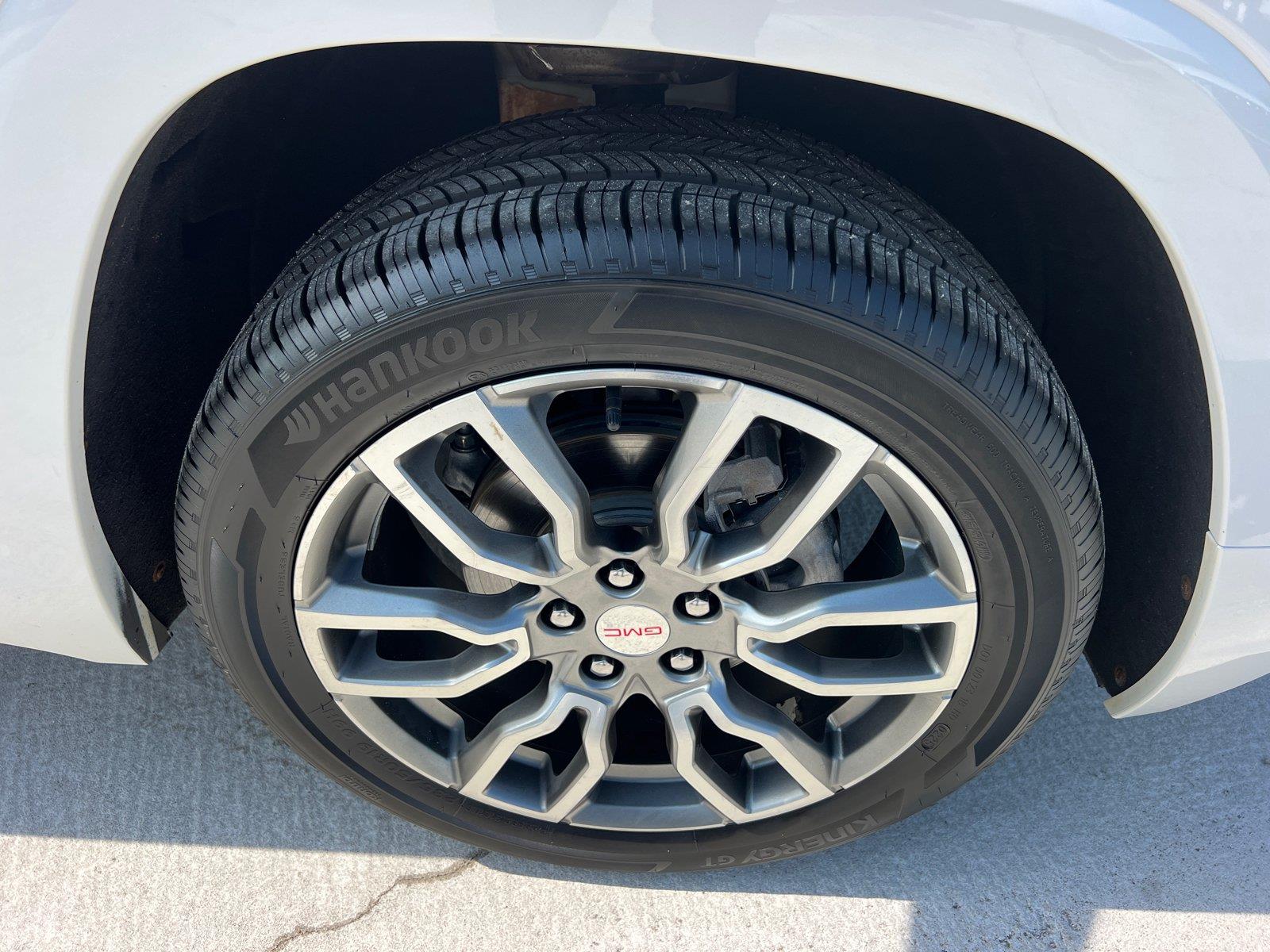 Used 2024 GMC Terrain SUV