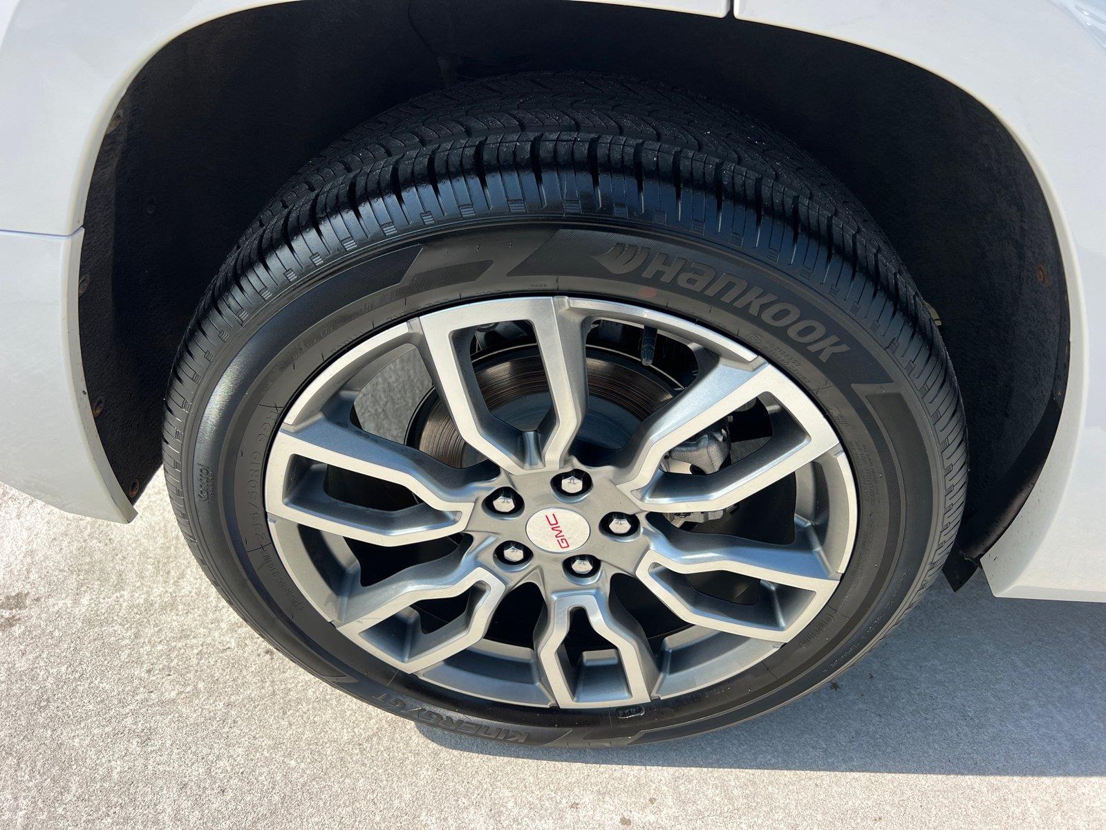 Used 2024 GMC Terrain SUV