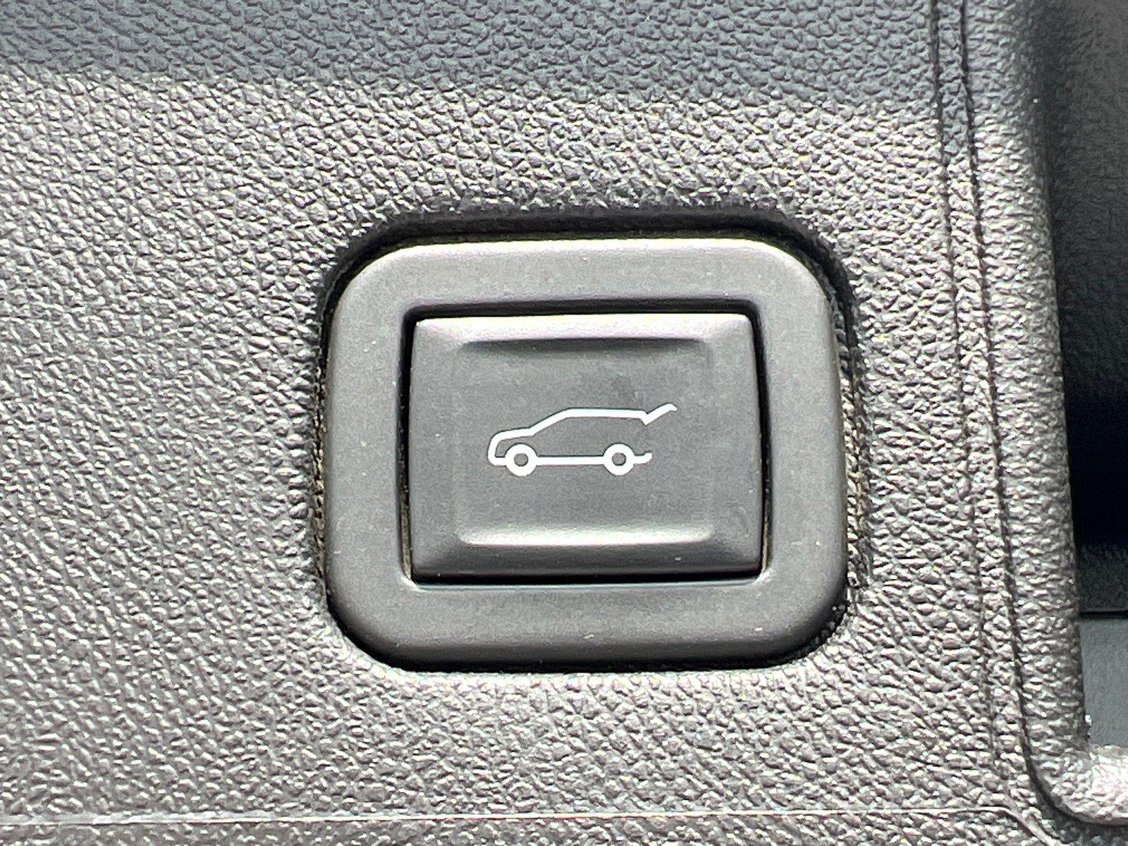 Used 2024 GMC Terrain SUV