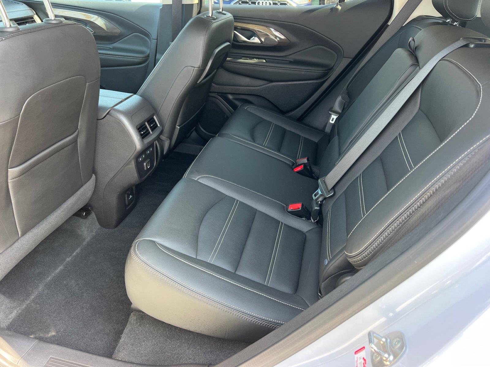 Used 2024 GMC Terrain SUV