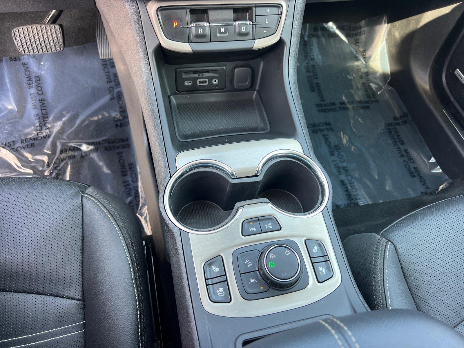 Used 2024 GMC Terrain SUV