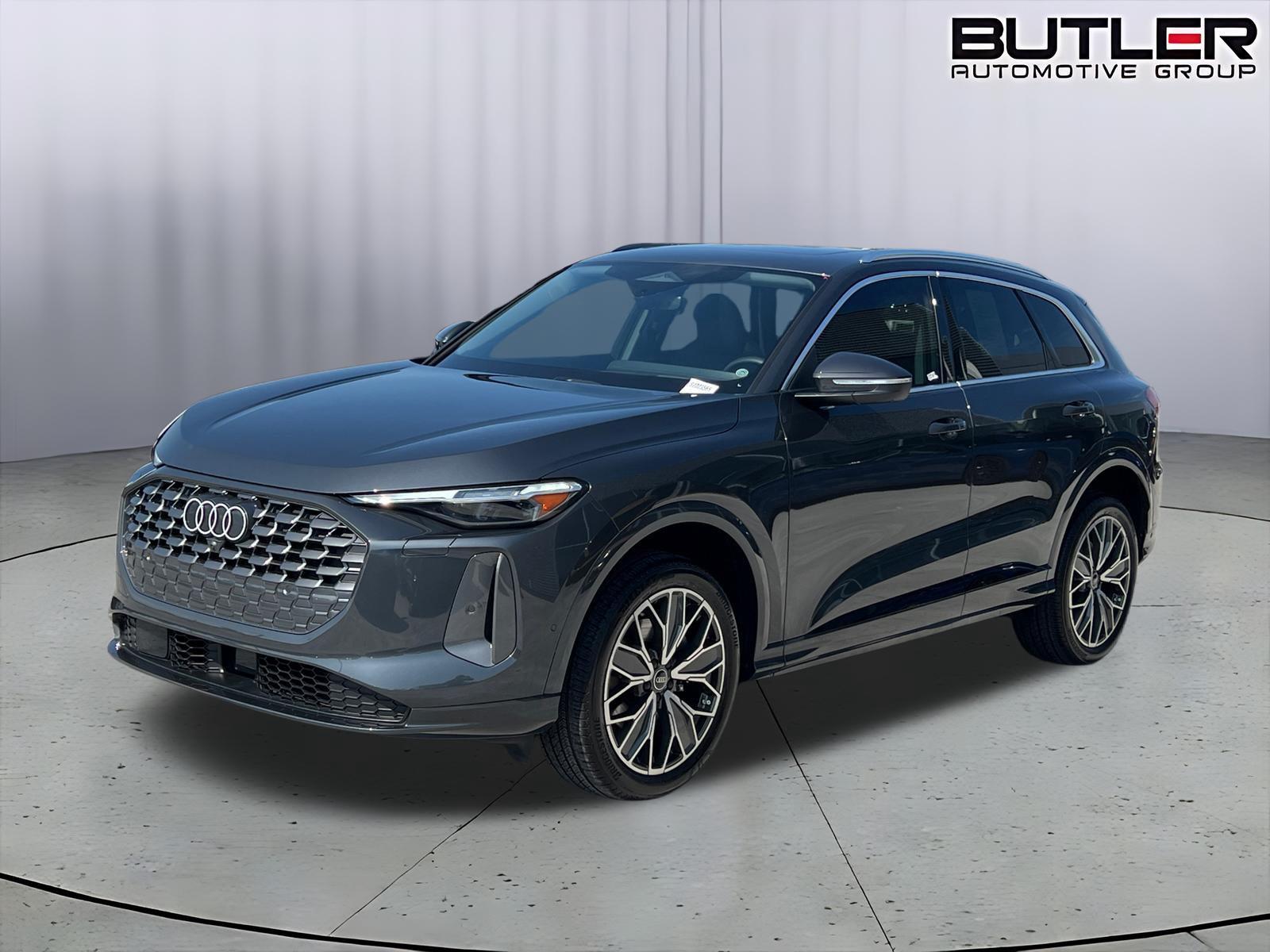 Tambora Gray Metallic 2025 Audi Q5 SUV / Crossover All-Wheel Drive Automatic