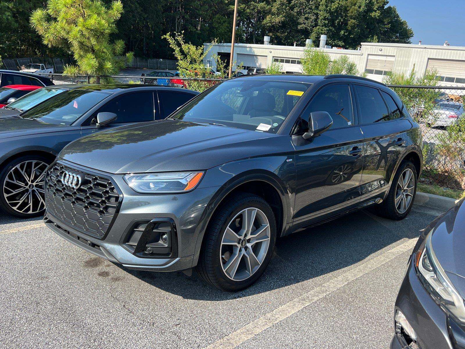 Chronos Gray Metallic 2025 Audi Q5 SUV / Crossover All-Wheel Drive Automatic
