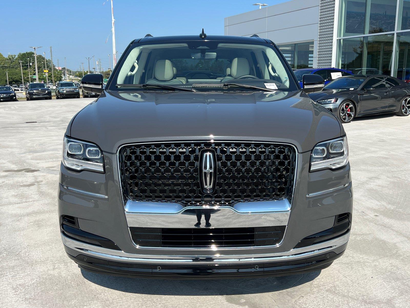 Used 2024 Lincoln Navigator SUV