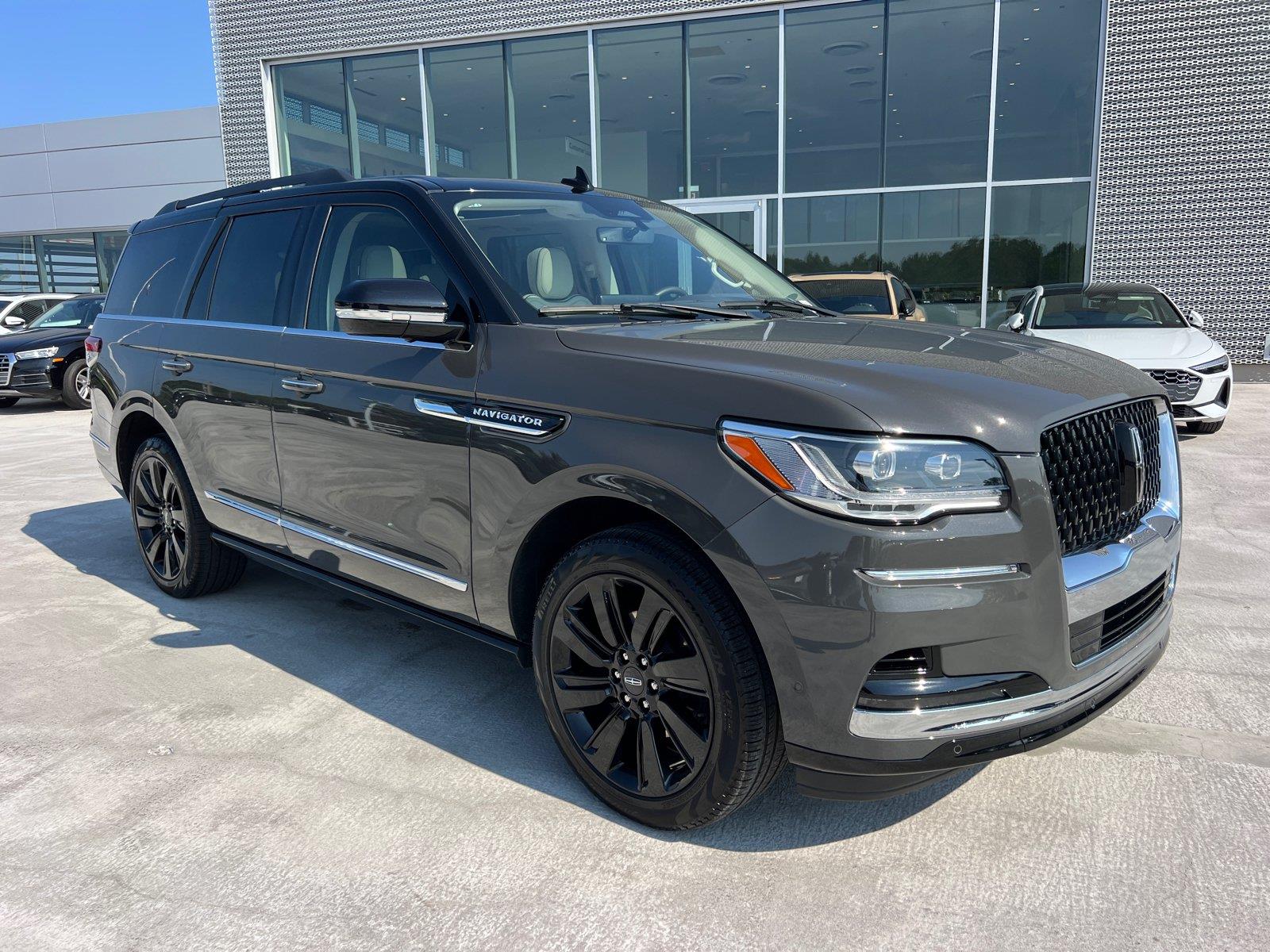 Used 2024 Lincoln Navigator SUV