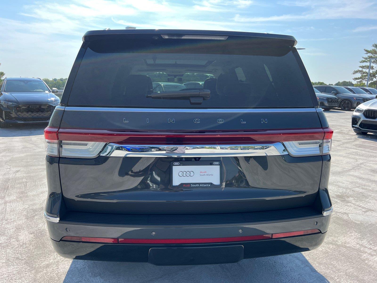 Used 2024 Lincoln Navigator SUV