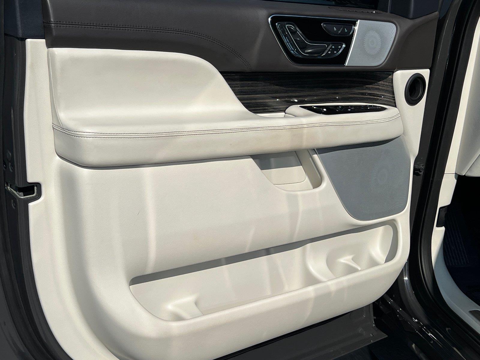 Used 2024 Lincoln Navigator SUV