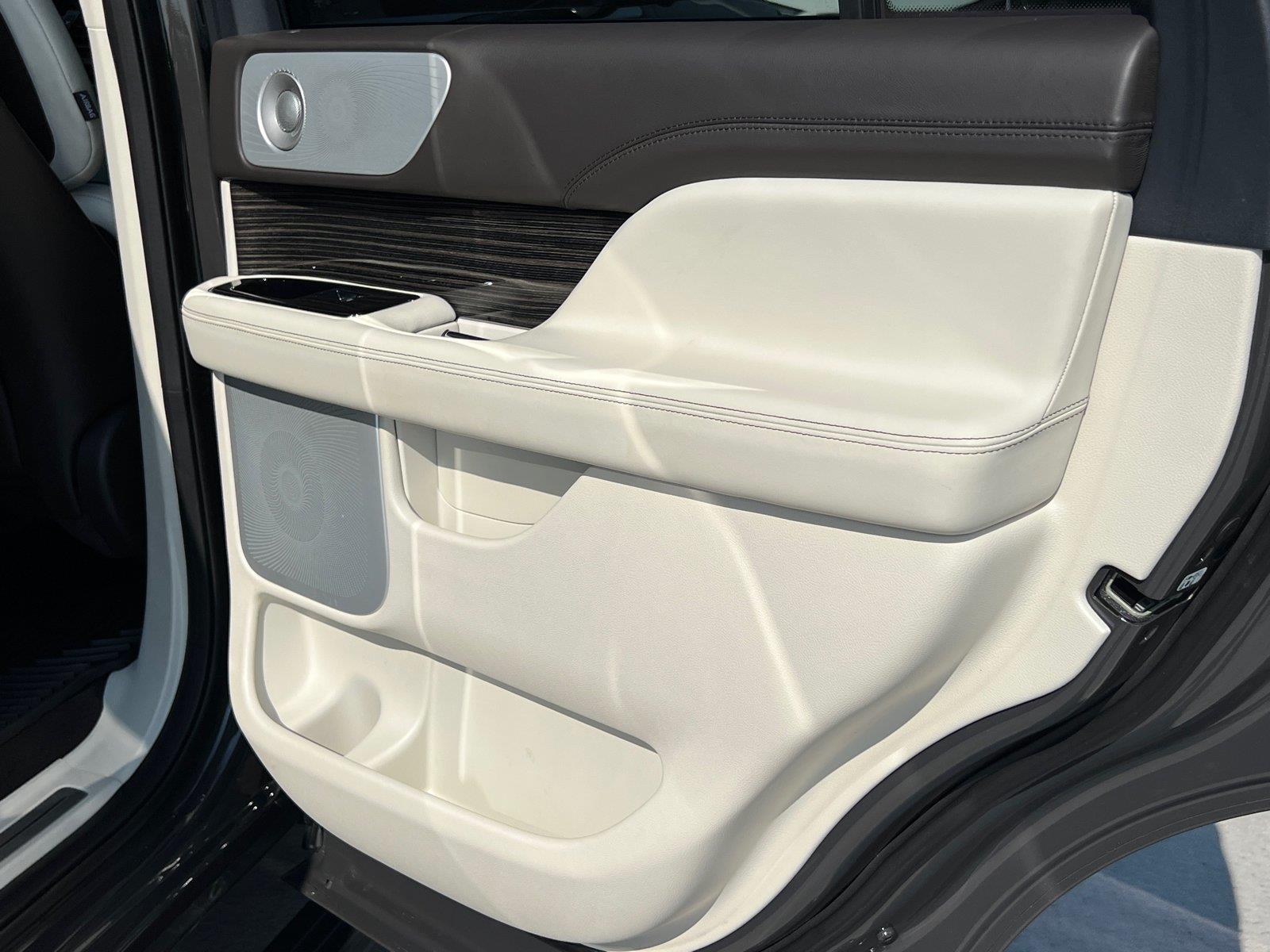 Used 2024 Lincoln Navigator SUV