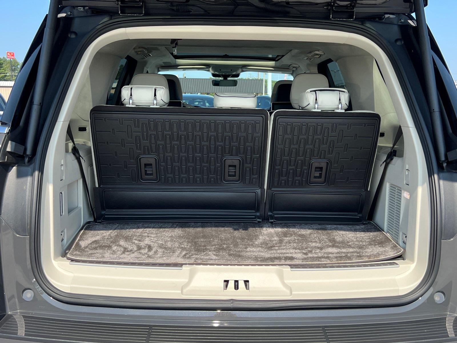 Used 2024 Lincoln Navigator SUV