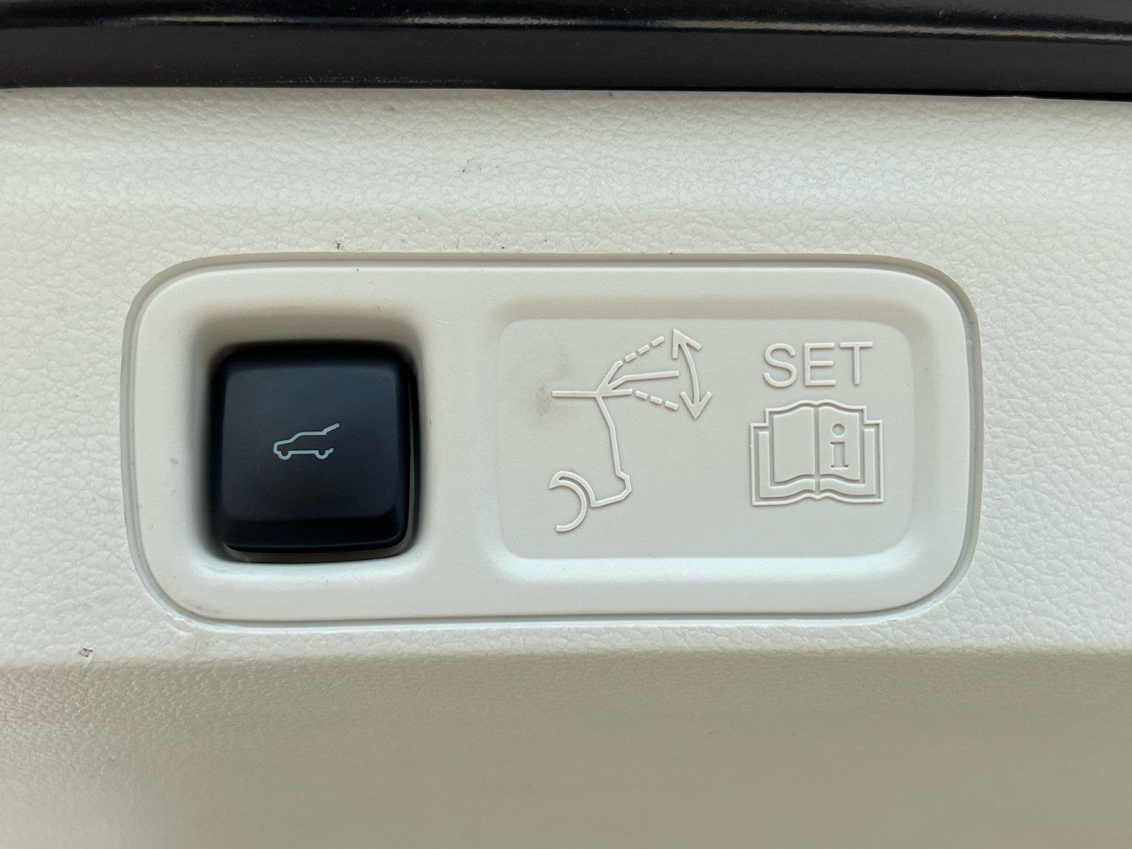 Used 2024 Lincoln Navigator SUV