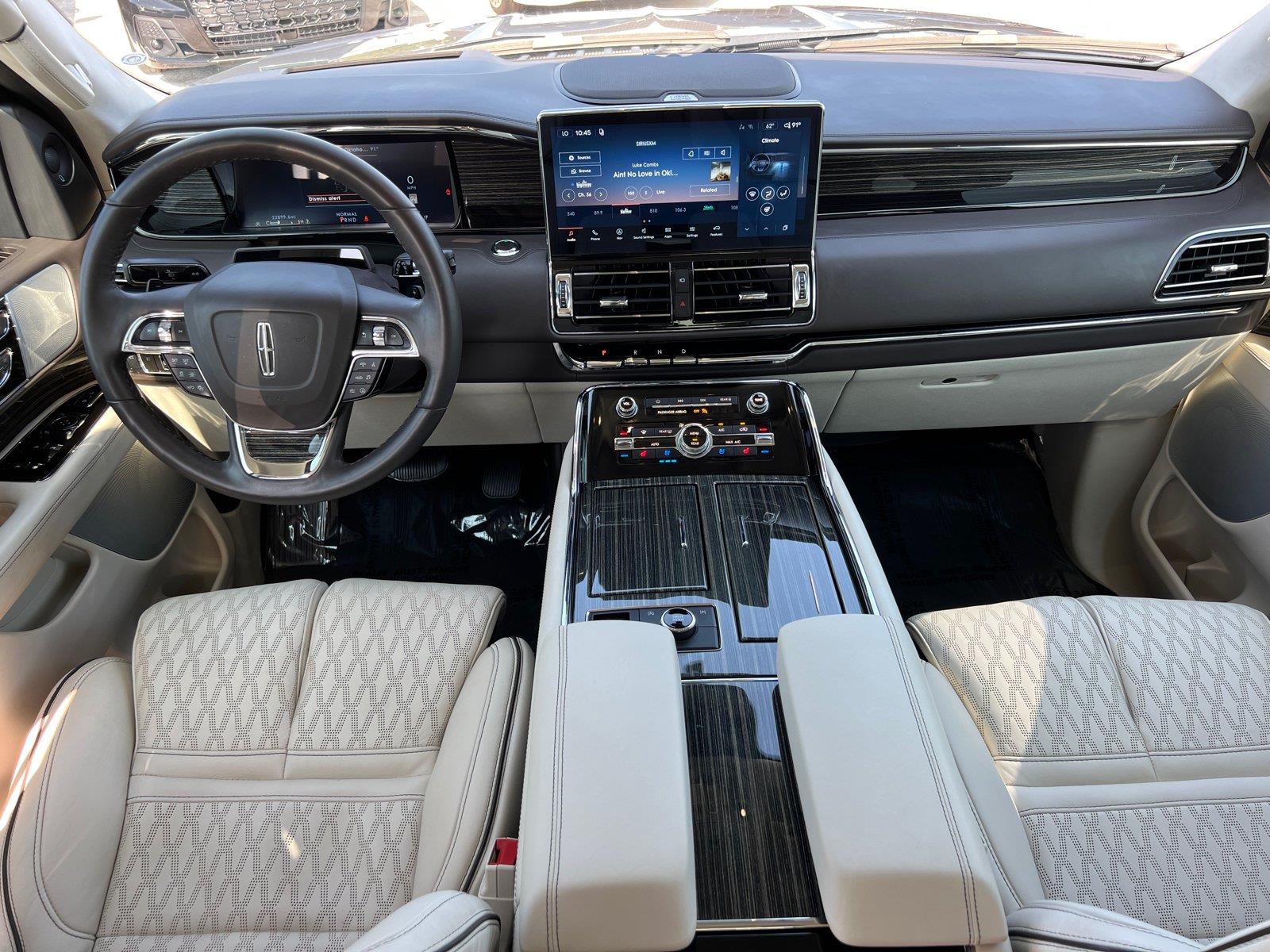 Used 2024 Lincoln Navigator SUV