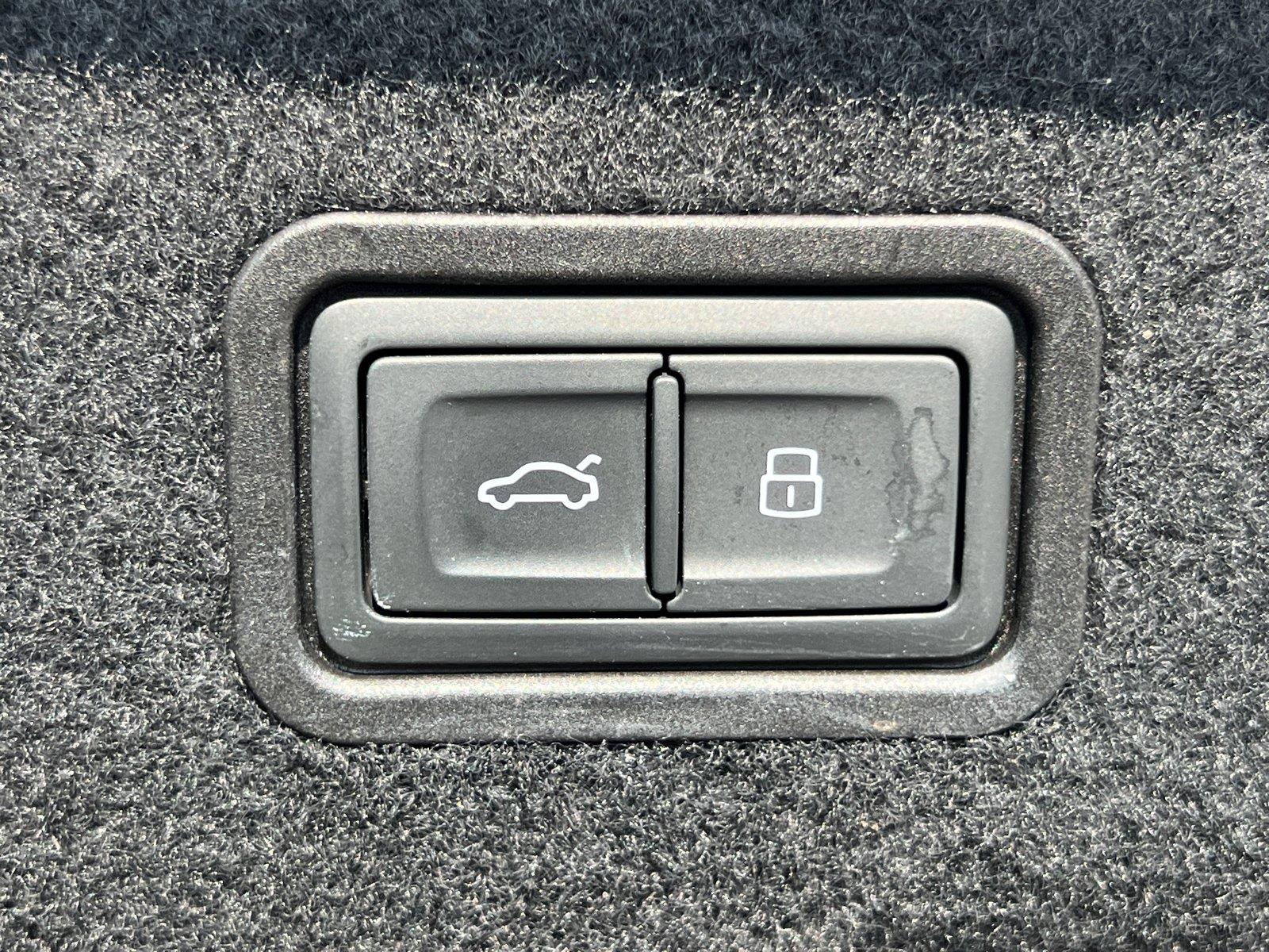 Used 2022 Audi A8 Sedan
