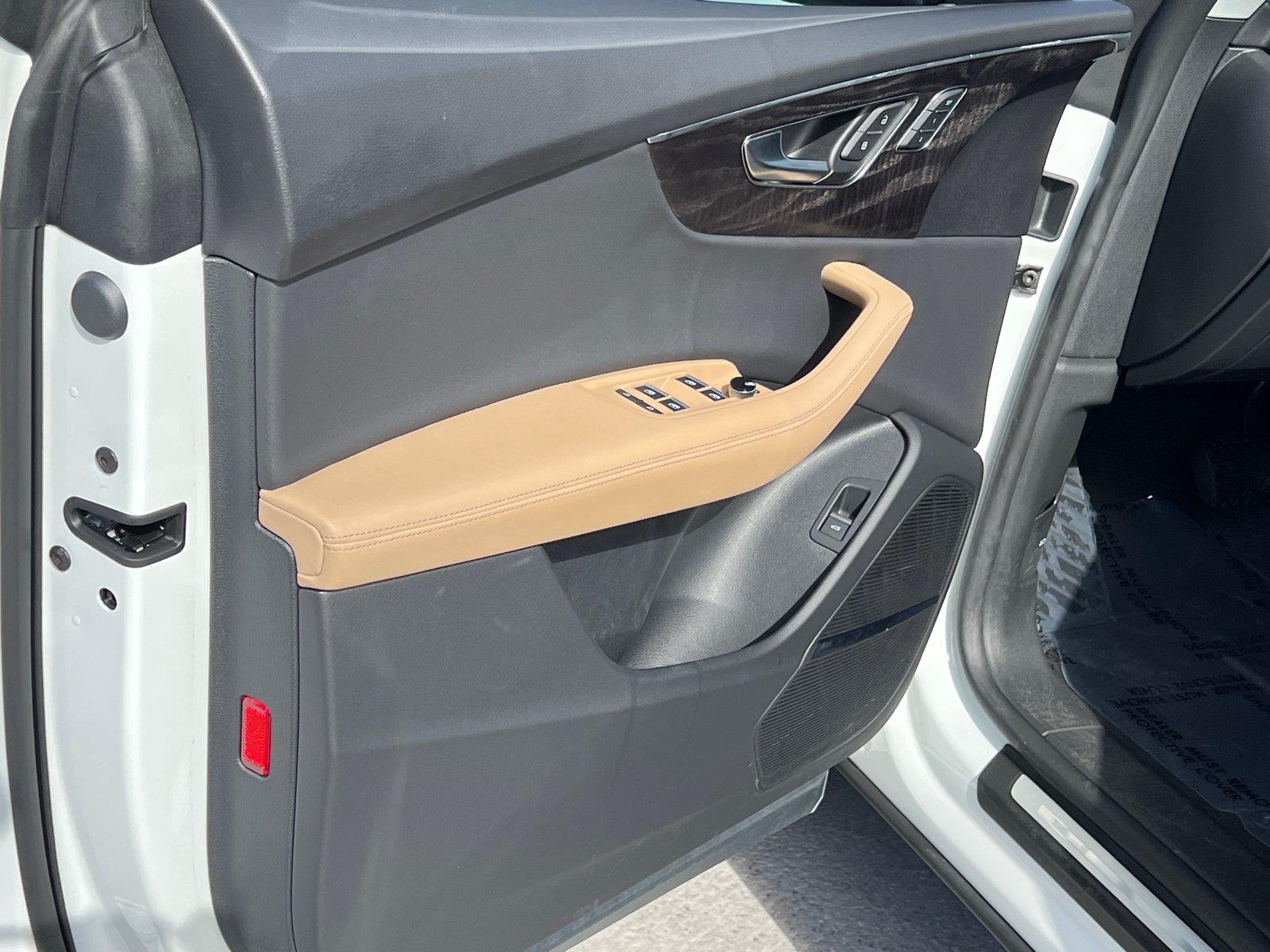 Used 2025 Audi Q8 SUV