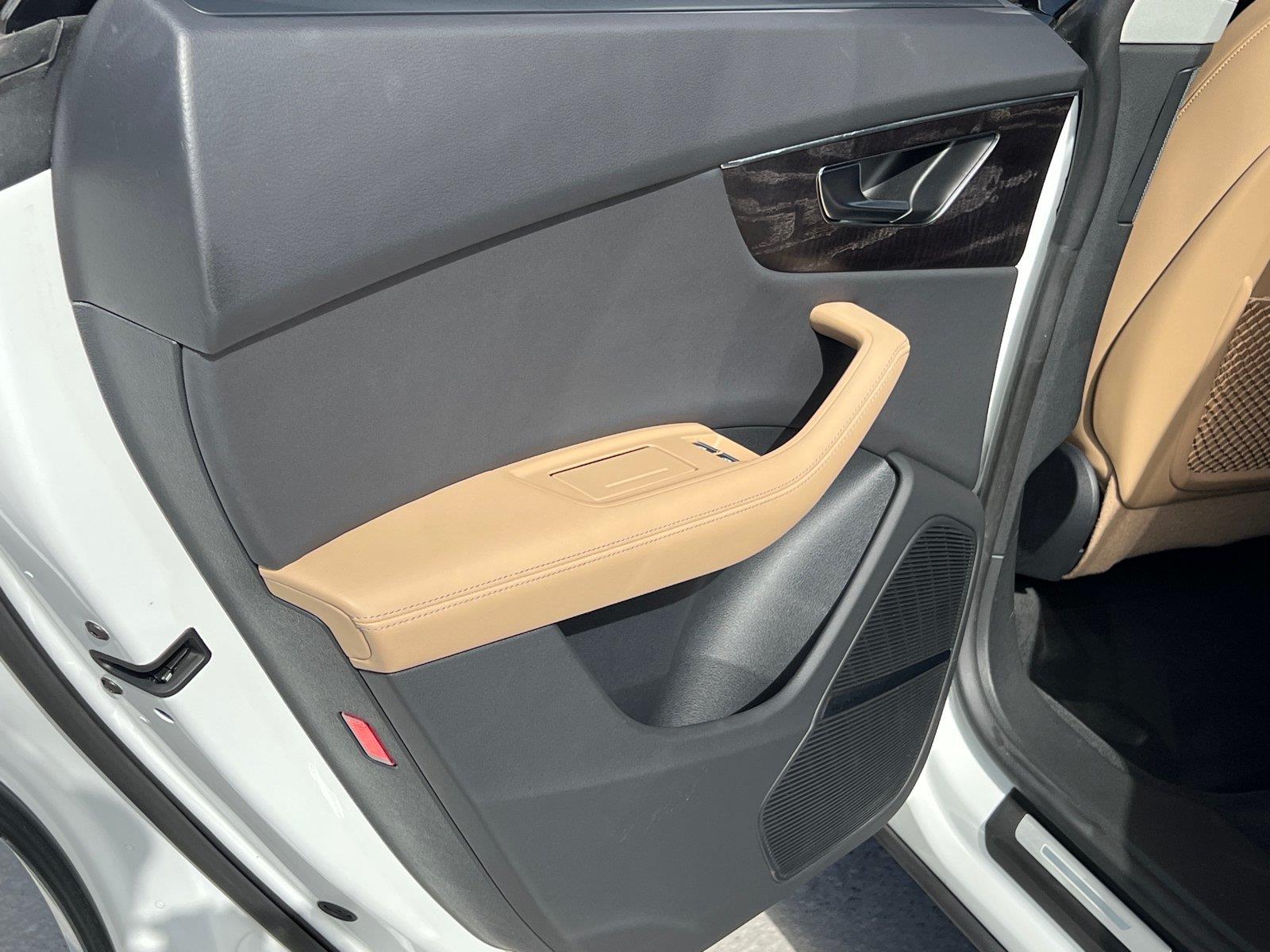 Used 2025 Audi Q8 SUV