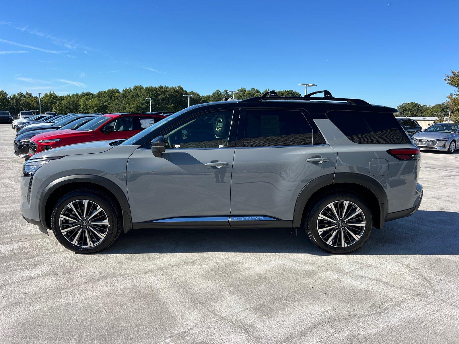 Used 2026 Nissan Pathfinder SUV