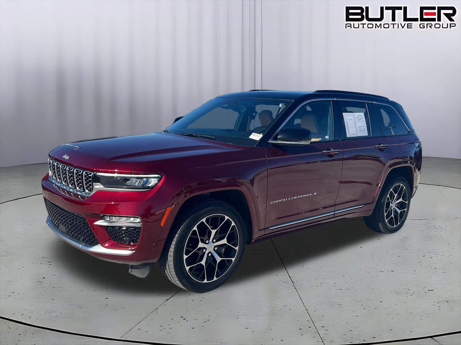 Velvet Red Pearlcoat 2025 Jeep Grand Cherokee SUV / Crossover Four-Wheel Drive 8-Speed Automatic