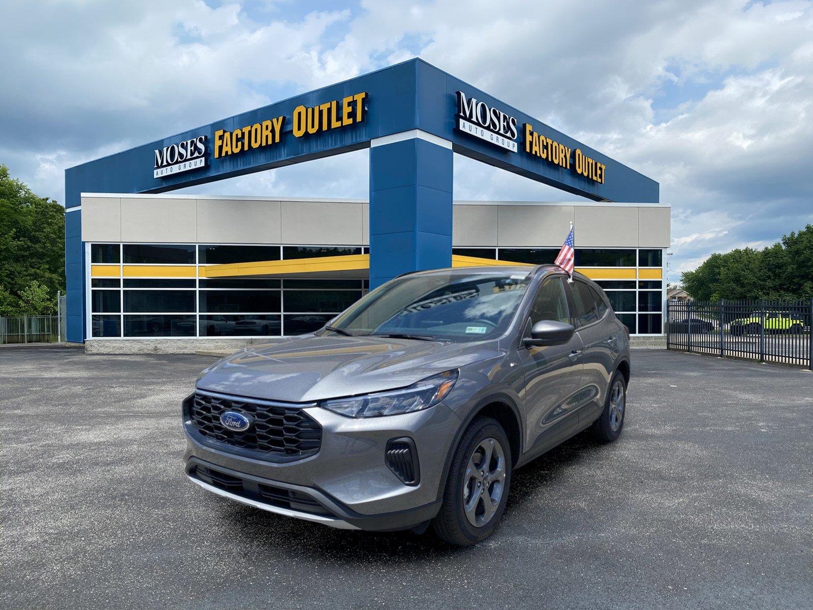  2026 Ford Escape ST-Line AWD   