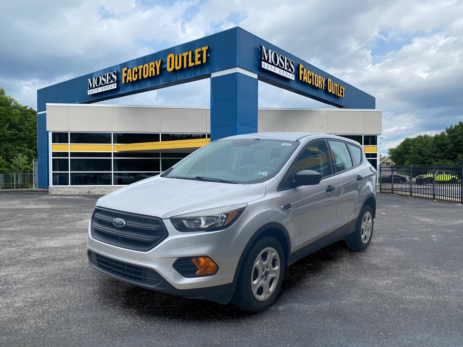  2018 Ford Escape S FWD   