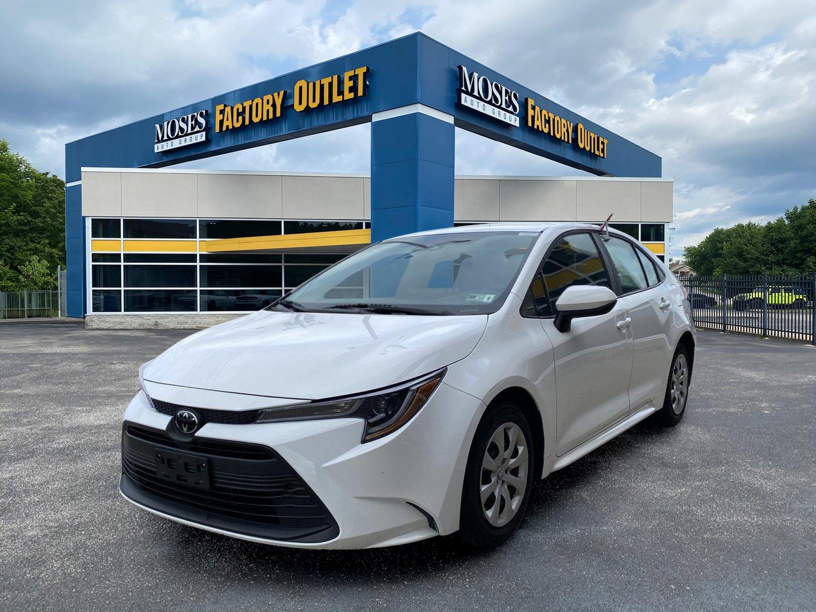2024 Toyota Corolla LE FWD