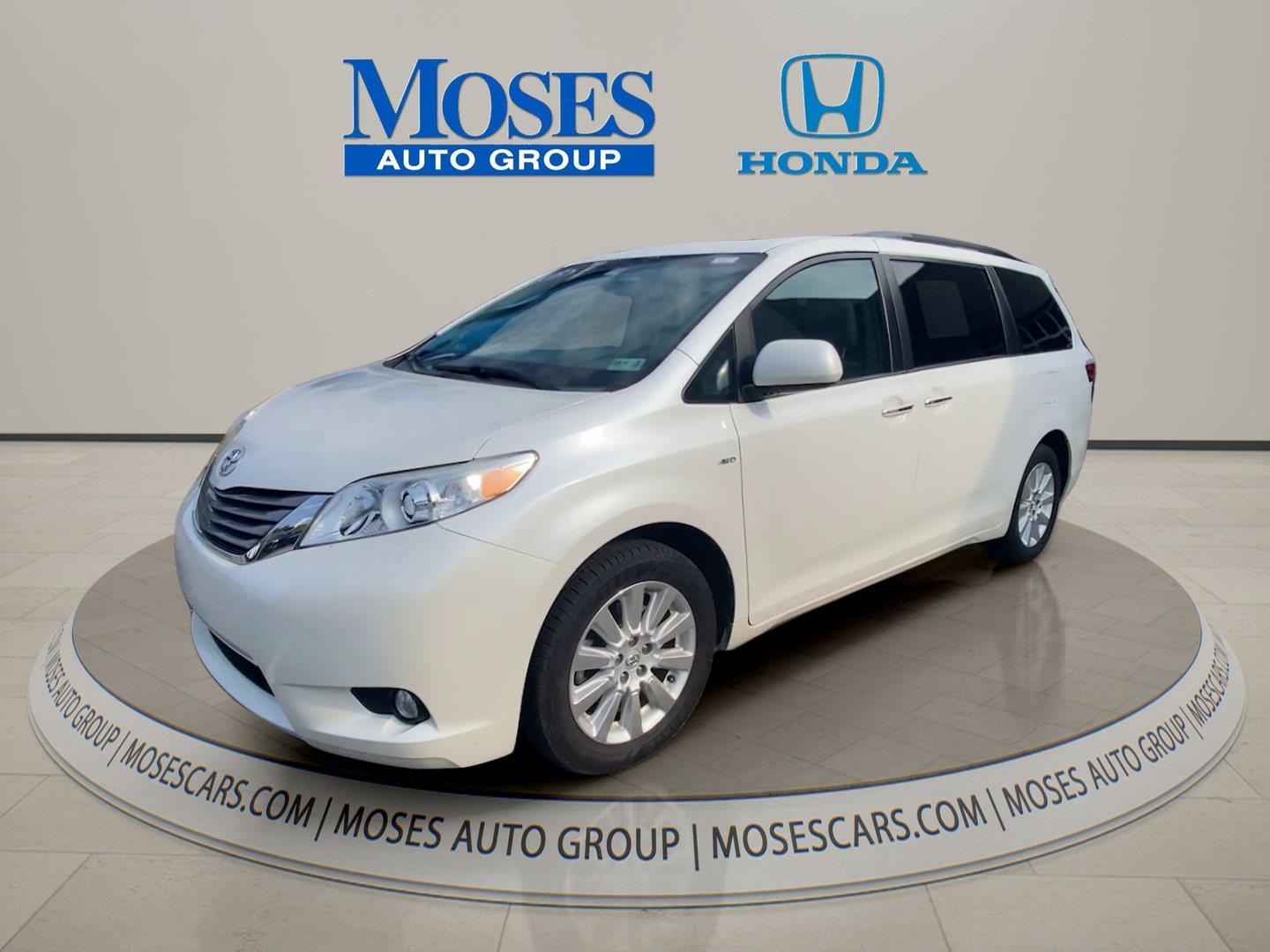 2016 Toyota Sienna XLE Premium 7-Passenger AWD