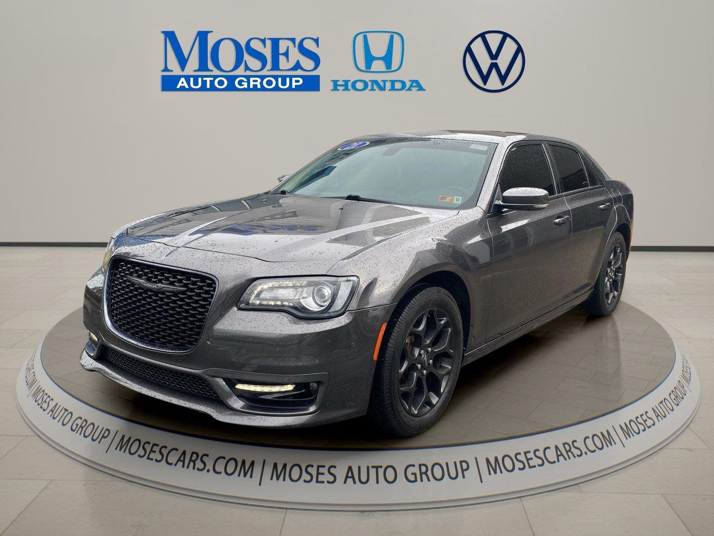2021 Chrysler 300 Touring L AWD