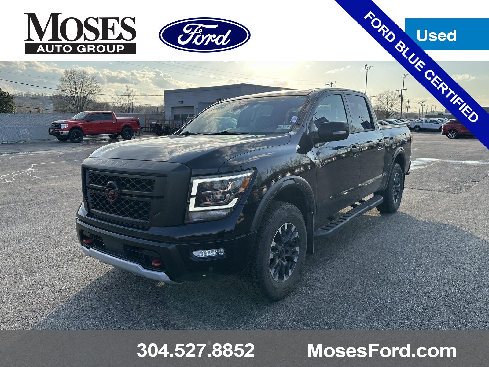 2024 Nissan Titan PRO-4X Crew Cab 4WD