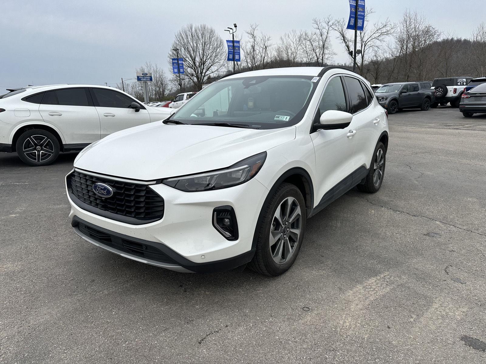 2023 Ford Escape Platinum AWD