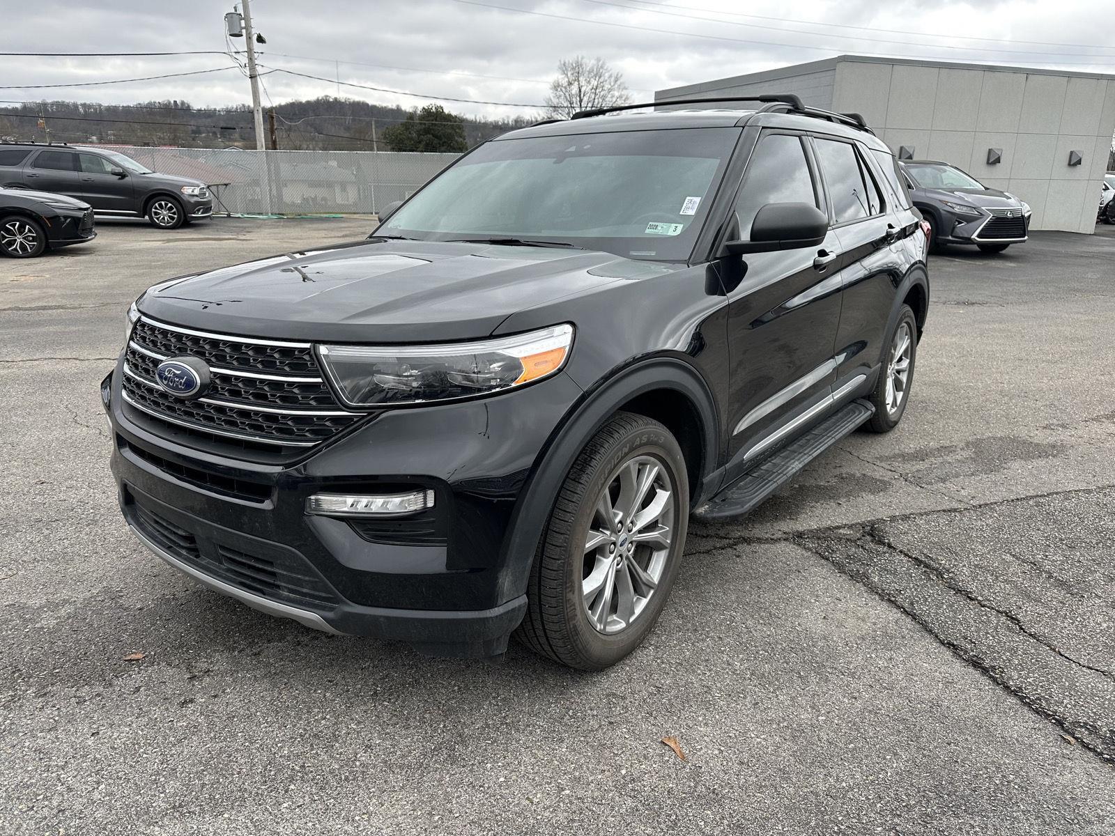 2023 Ford Explorer XLT AWD
