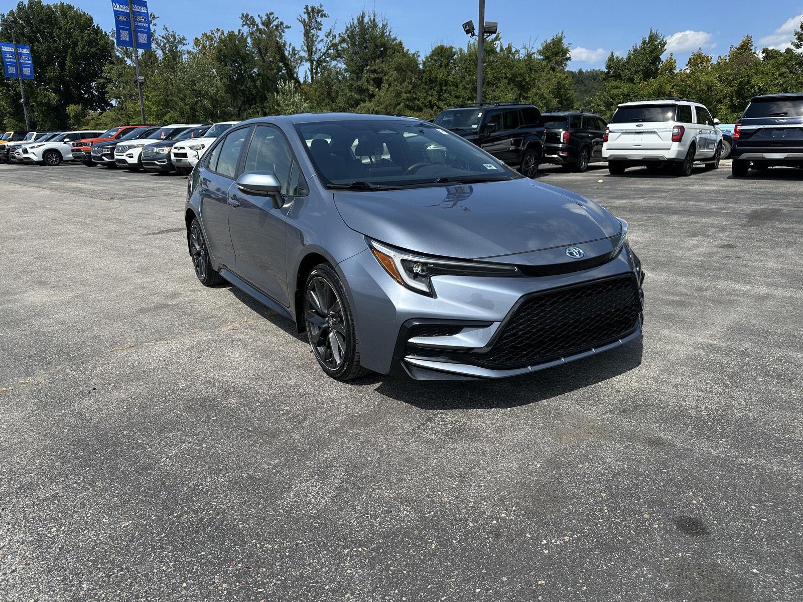  2023 Toyota Corolla Hybrid SE FWD   