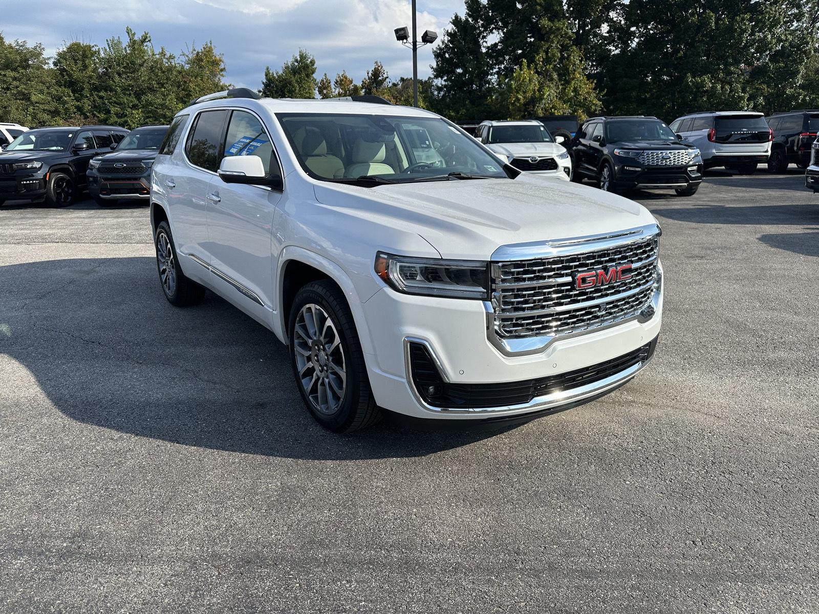 White Frost Tricoat 2023 GMC Acadia SUV / Crossover Four-Wheel Drive 9-Speed Automatic