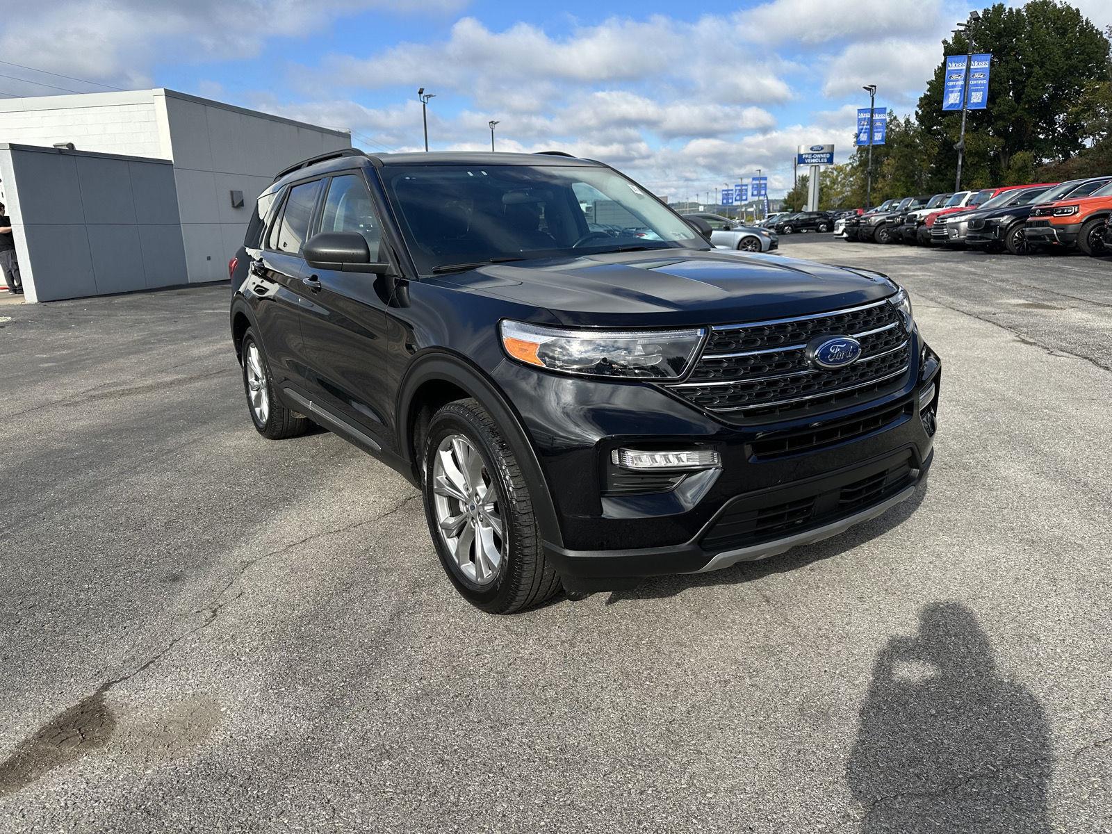 Agate Black 2023 Ford Explorer SUV / Crossover All-Wheel Drive Automatic