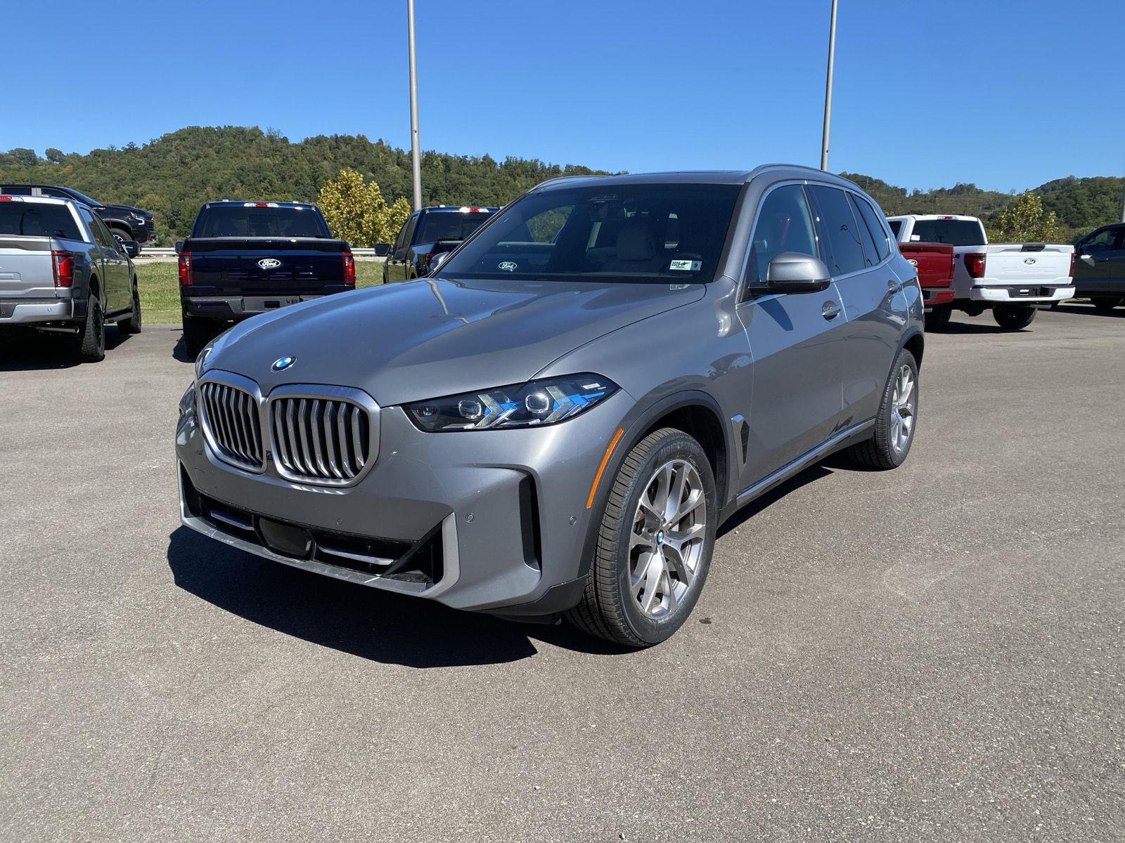 2025 BMW X5 xDrive40i AWD