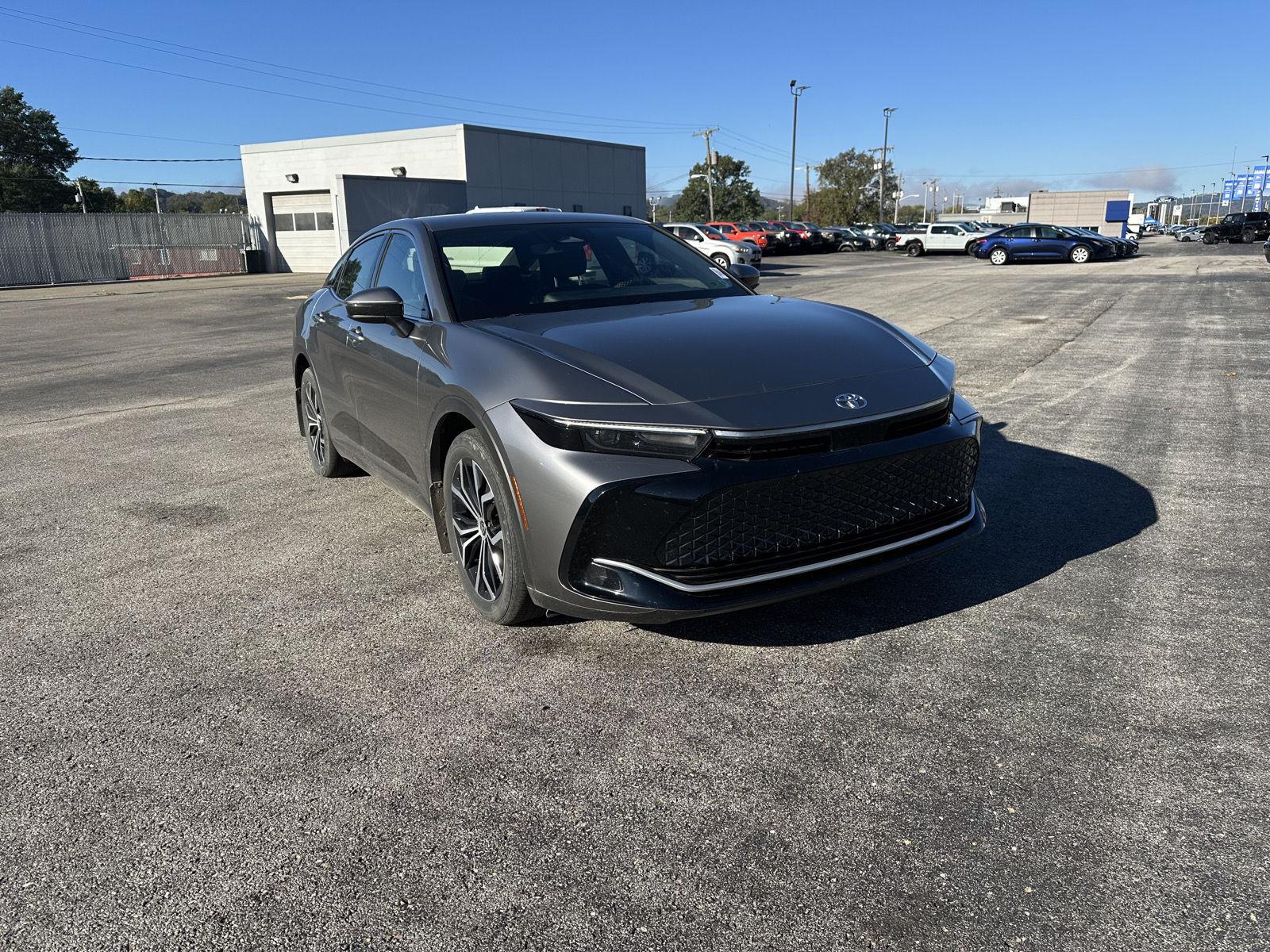 2023 Toyota Crown XLE AWD