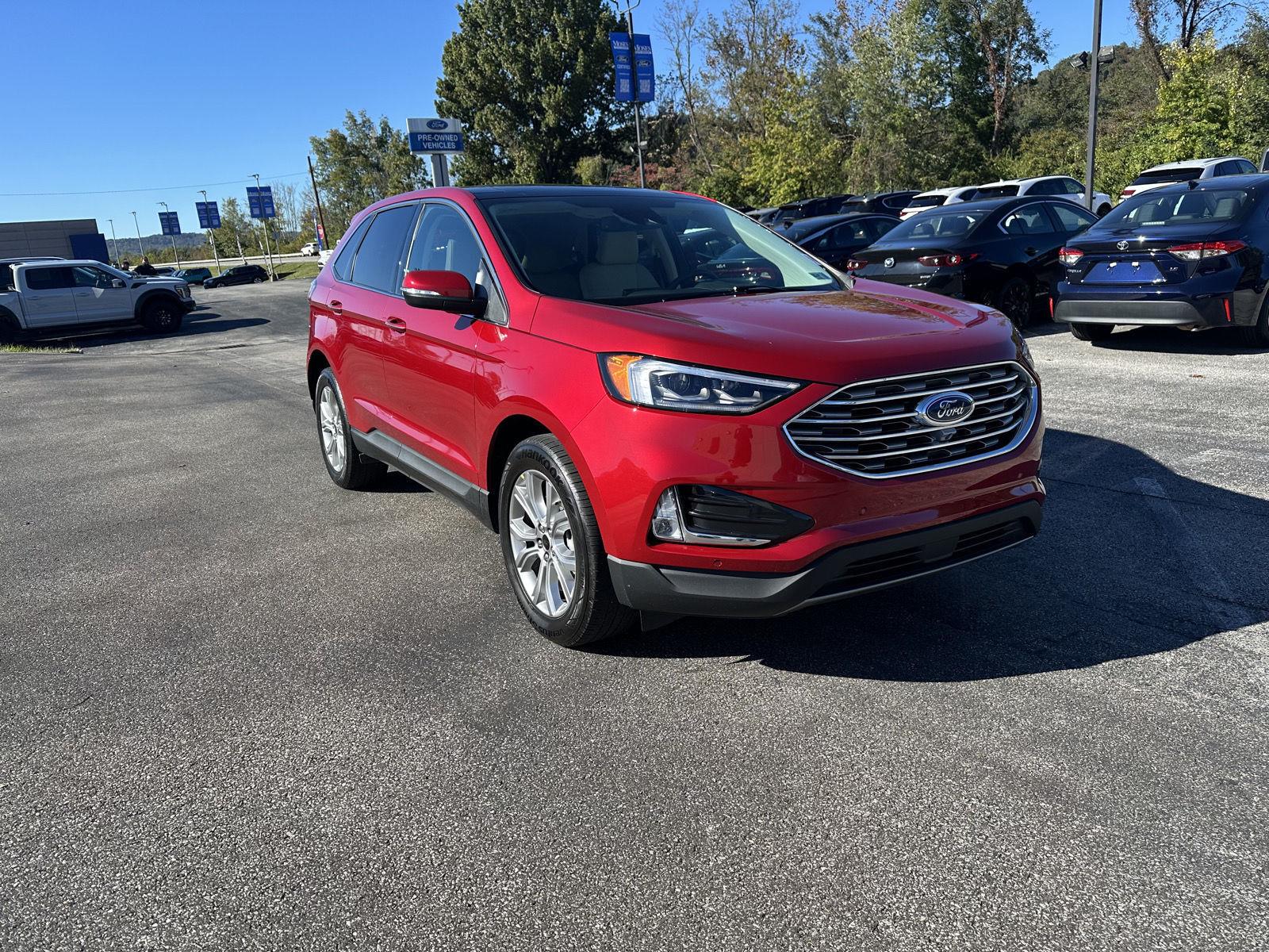 Rapid Red Metallic Tinted Clearcoat 2023 Ford Edge SUV / Crossover All-Wheel Drive 8-Speed Automatic