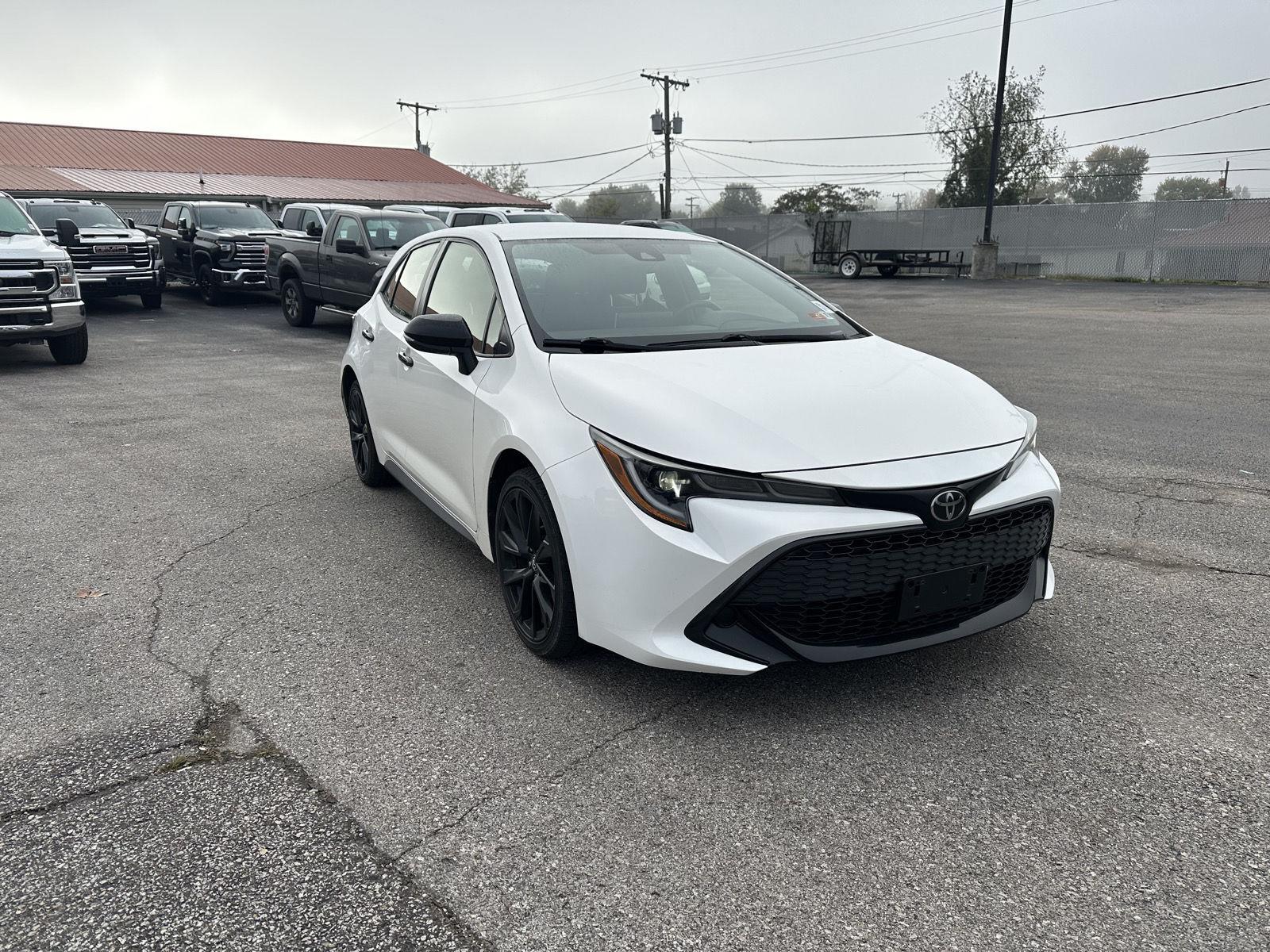 2021 Toyota Corolla Hatchback SE Nightshade Edition FWD