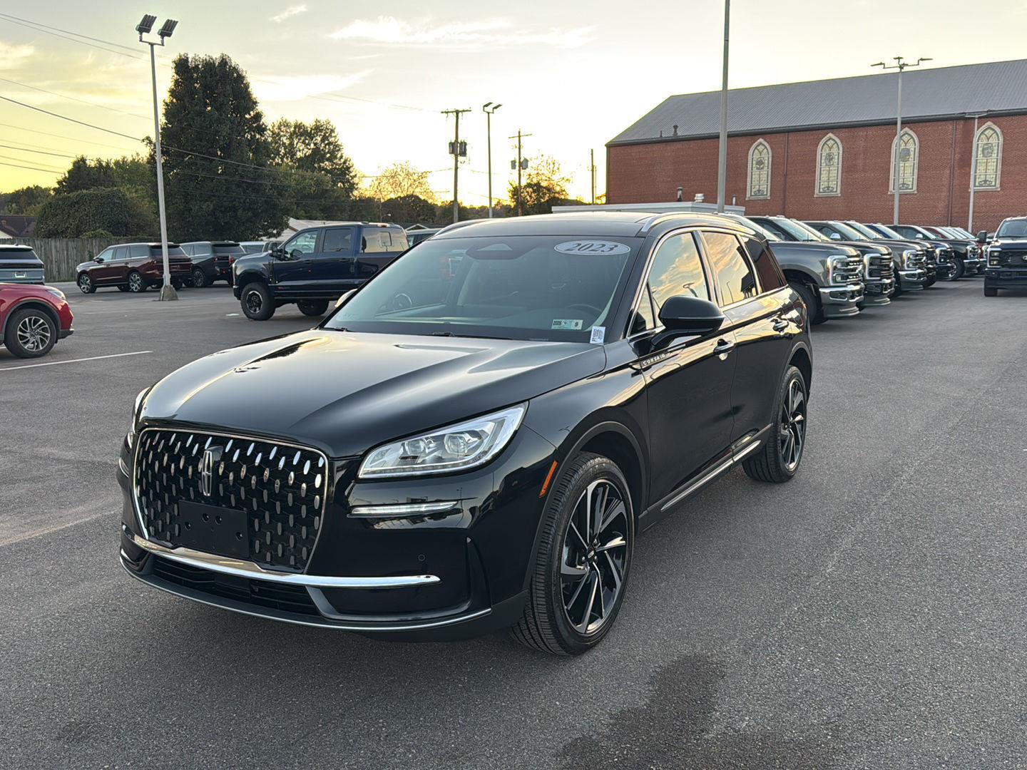  2023 Lincoln Corsair Reserve AWD   