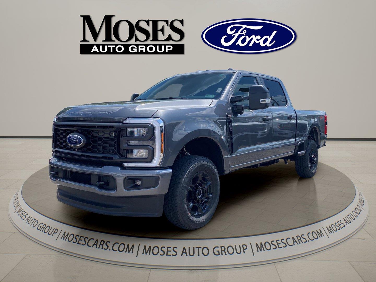 Carbonized Gray 2026 Ford F-250 Super Duty Pickup Truck Four-Wheel Drive Automatic