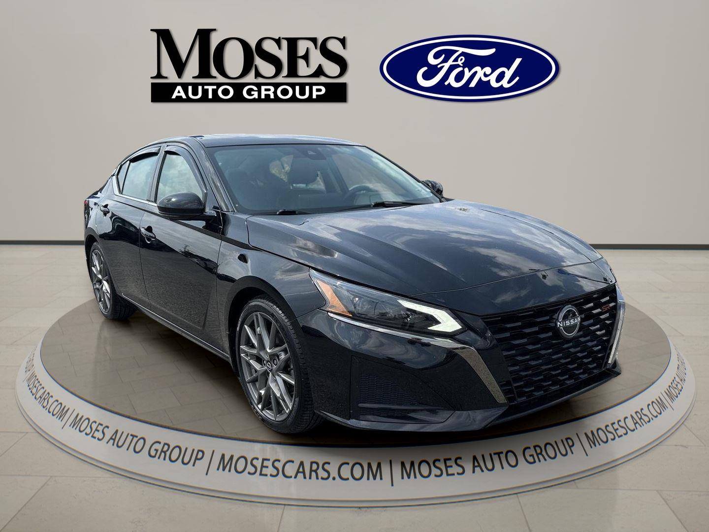 Super Black 2024 Nissan Altima Sedan Front-Wheel Drive Continuously Variable Transmission