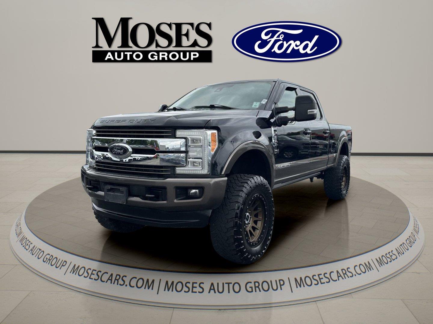 Shadow Black/Caribou 2017 Ford F-250 Super Duty Pickup Truck Four-Wheel Drive 6-Speed Automatic