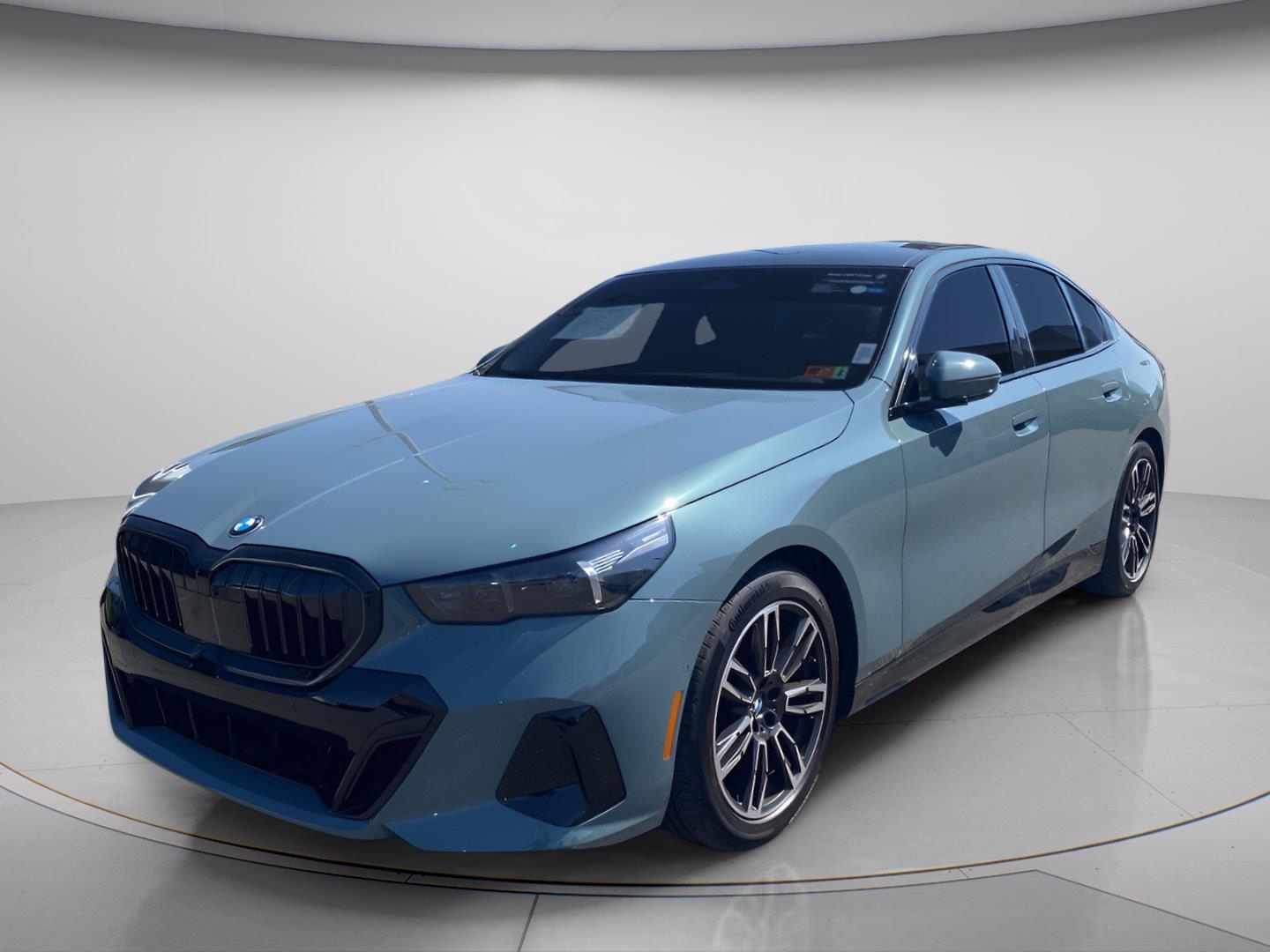 Cape York Green Metallic 2026 BMW 5 Series Sedan All-Wheel Drive Automatic